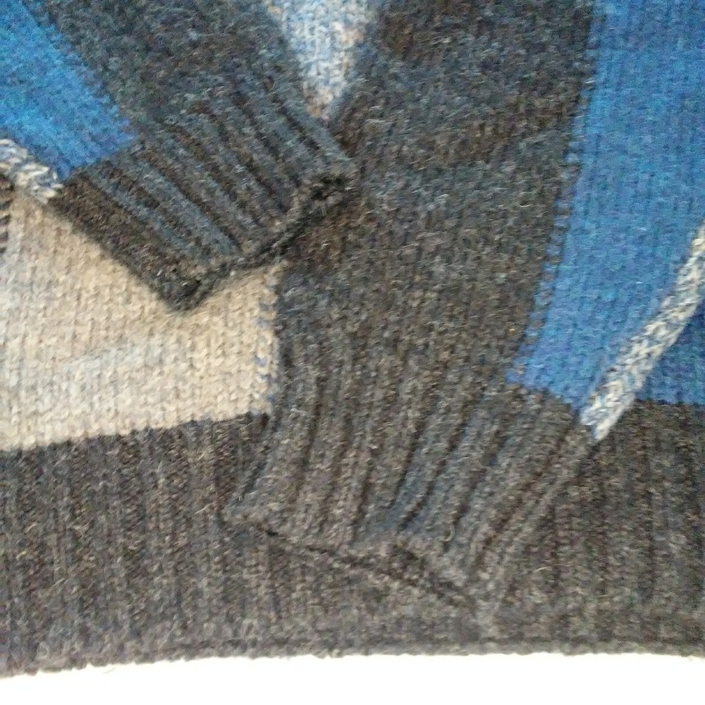 Structure Men's Wool Sweater - Picture 5 of 6